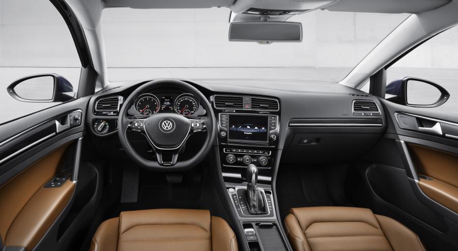  Volkswagen Golf TSI BlueMotion 2012 года  (фото 6 из 33)